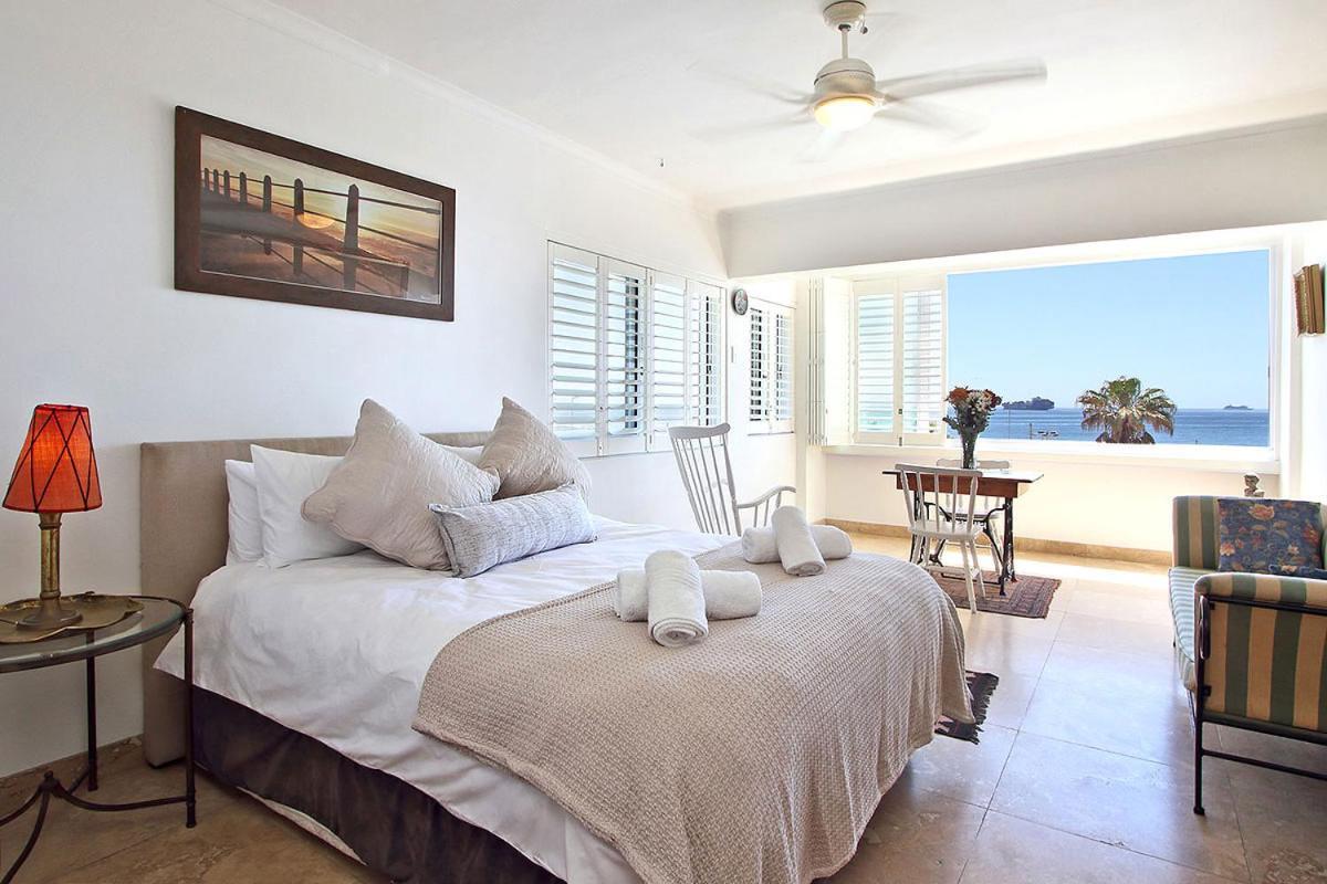 Dolphin Bay 2 Apartment Кейптаун Екстериор снимка